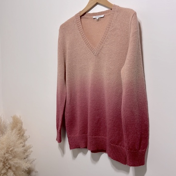 Gerard Darel Paris Womens Wool Mohair Pink Dip-Dyed Ombre V-Neck Sweater Size 4 - Picture 6 of 11